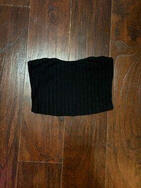 Black Ribbed Strapless Bandeau Top